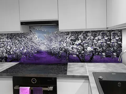 Panel szklany kuchnia widok sad